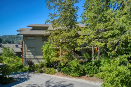13C 12849 Lagoon Road, Madeira Park, BC, Madeira park — Townhouse for sale