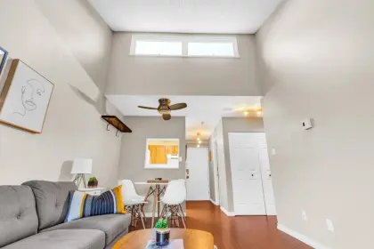 202 3255 Heather Street, Vancouver, BC, Vancouver — Apartment/Condo for sale