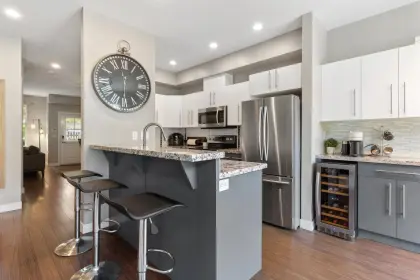 18 18199 70 Avenue, Surrey, BC, Surrey — Townhouse for sale