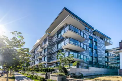 Hot Tub / Spa Photo of 602 477 W 59th Avenue, Vancouver, BC