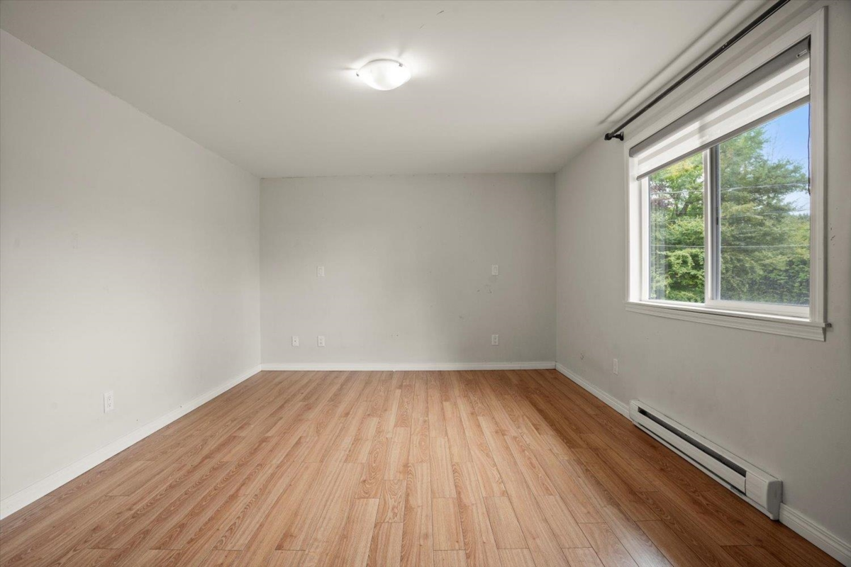 Bedroom 4 Photo of 29554 Duncan Avenue, Abbotsford, BC