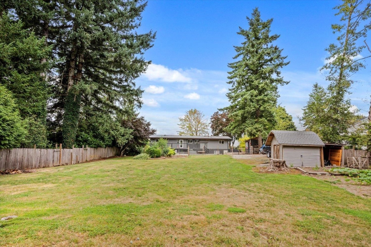 Entry Foyer Photo of 29554 Duncan Avenue, Abbotsford, BC