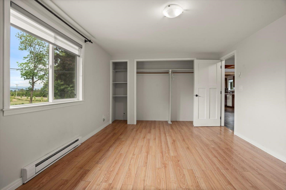 Guest Bathroom Photo of 29554 Duncan Avenue, Abbotsford, BC