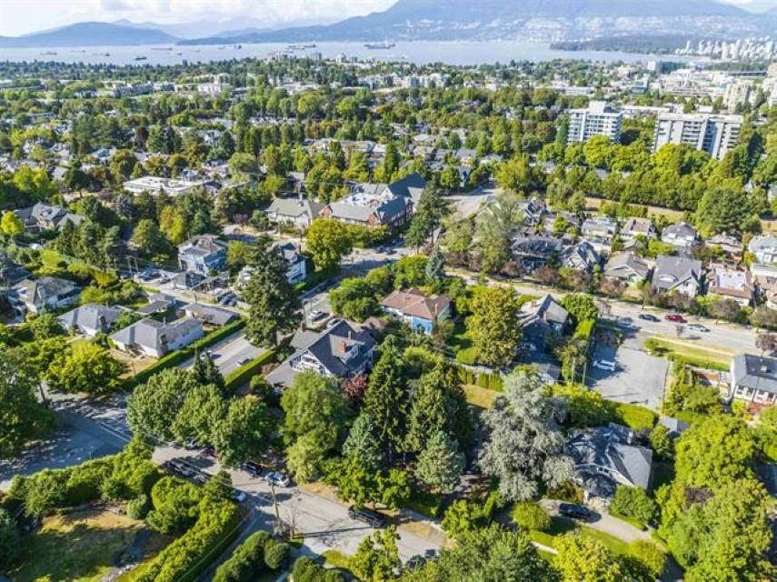Mudroom Photo of 1775 Cedar Crescent, Vancouver, BC