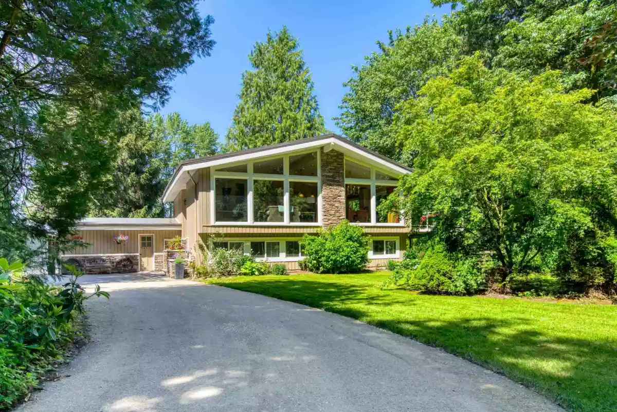 Exterior Front Photo of 21803 6 Avenue, Langley, BC