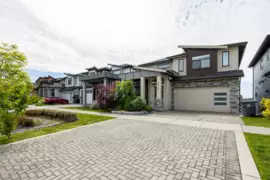 16764 16a Avenue, Surrey, BC