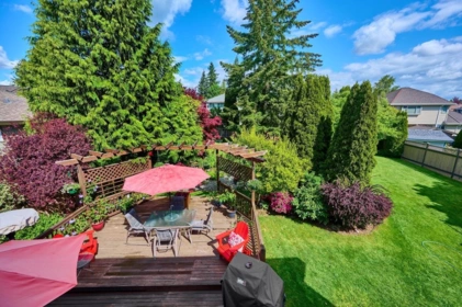 16367 S Glenwood Crescent, Surrey, BC, Surrey — Single Family Residence for sale