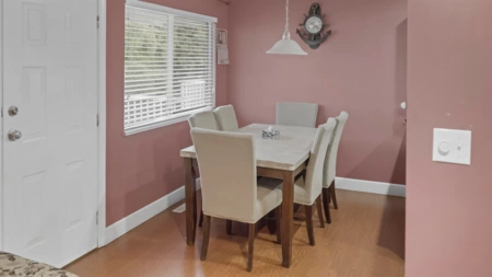 Primary Bedroom Photo of 3302 Firhill Drive, Abbotsford, BC