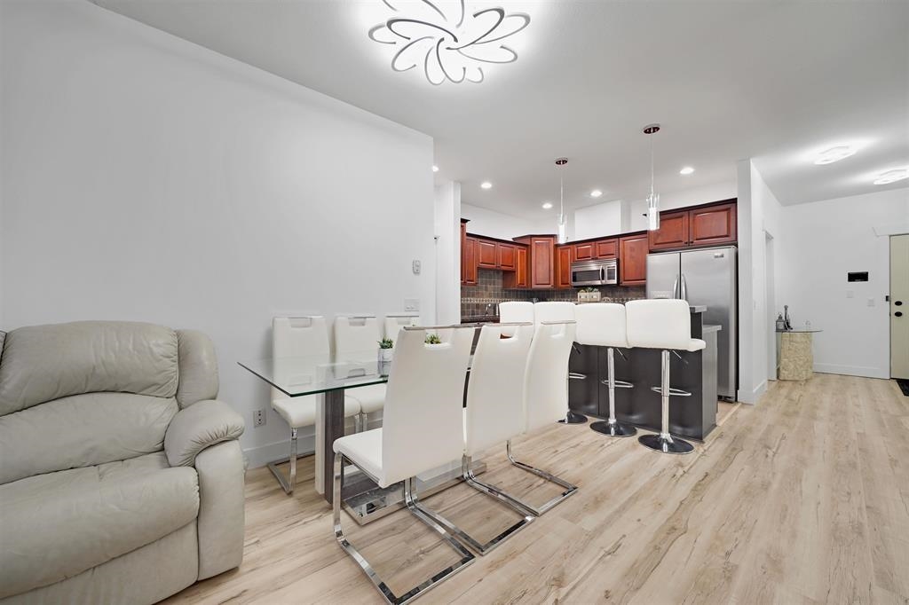 Family Room Photo of 408 46021 Second Avenue, Chilliwack, BC