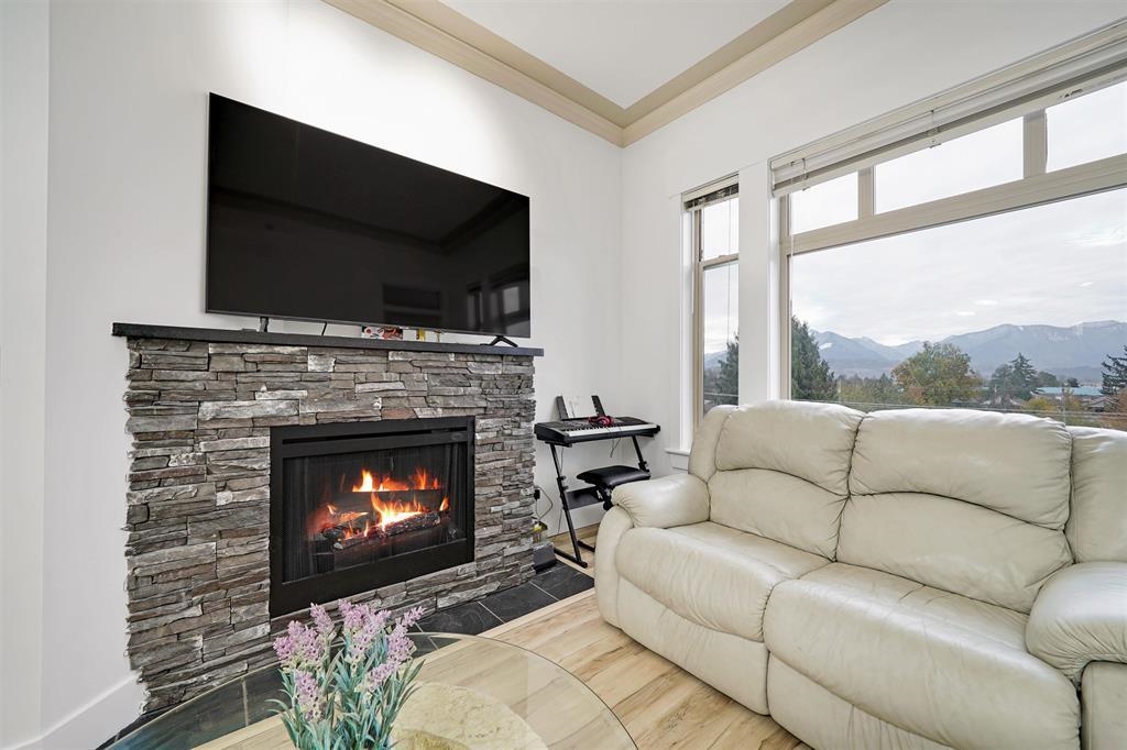 Primary Bathroom Photo of 408 46021 Second Avenue, Chilliwack, BC