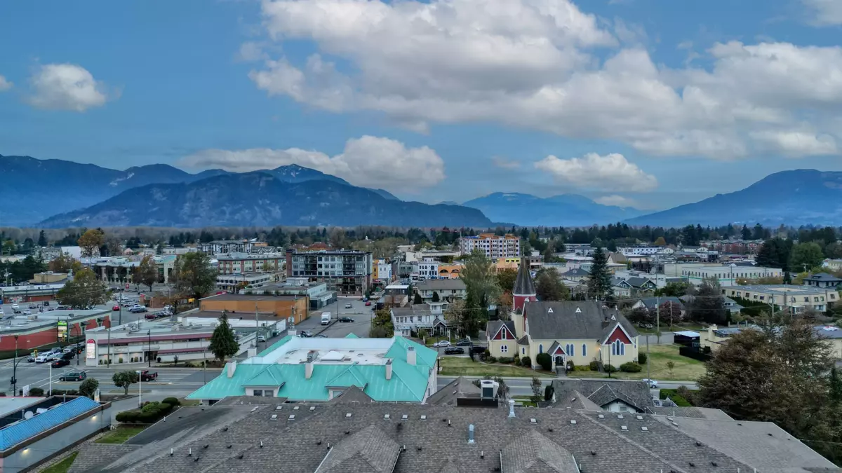 Staircase Photo of 408 46021 Second Avenue, Chilliwack, BC