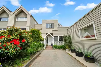 6 5635 Ladner Trunk Road, Delta, BC, Delta — Townhouse for sale