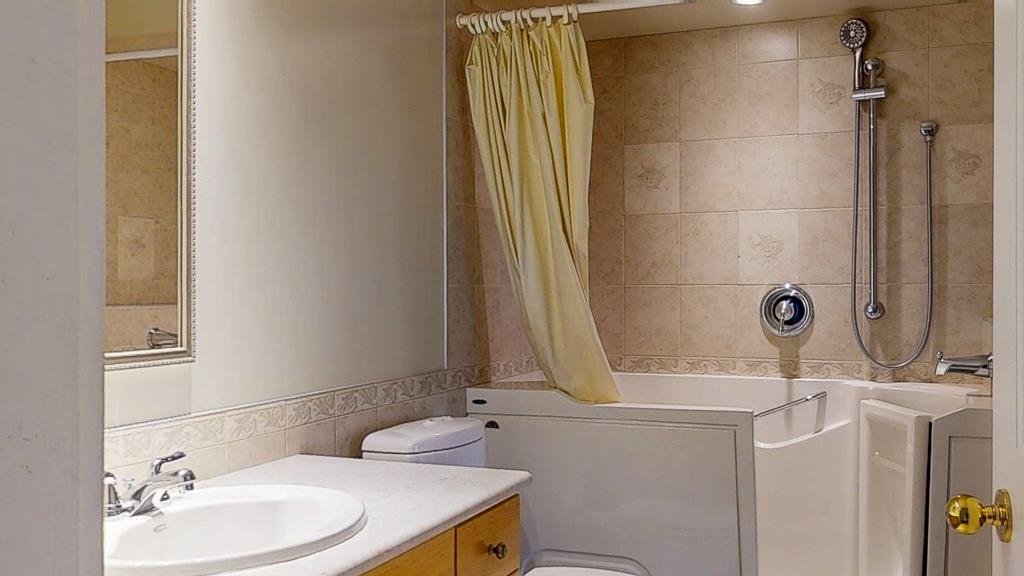 Basement Recreation Room Photo of 125 5711 Ebbtide Street, Sechelt, BC