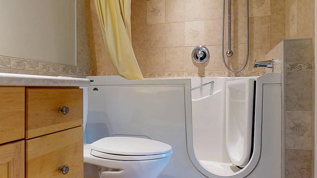 Mudroom Photo of 125 5711 Ebbtide Street, Sechelt, BC