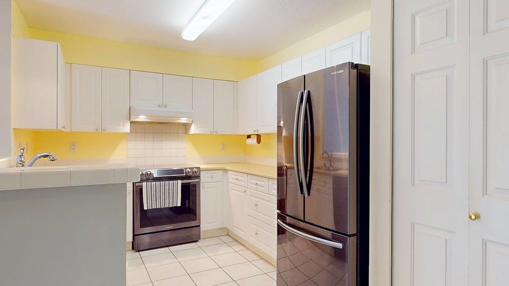 Pantry Photo of 125 5711 Ebbtide Street, Sechelt, BC