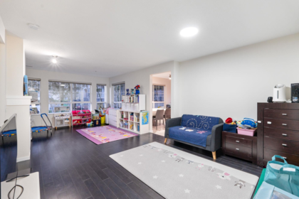 313 9233 Government Street, Burnaby, BC, Burnaby — Apartment/Condo for sale