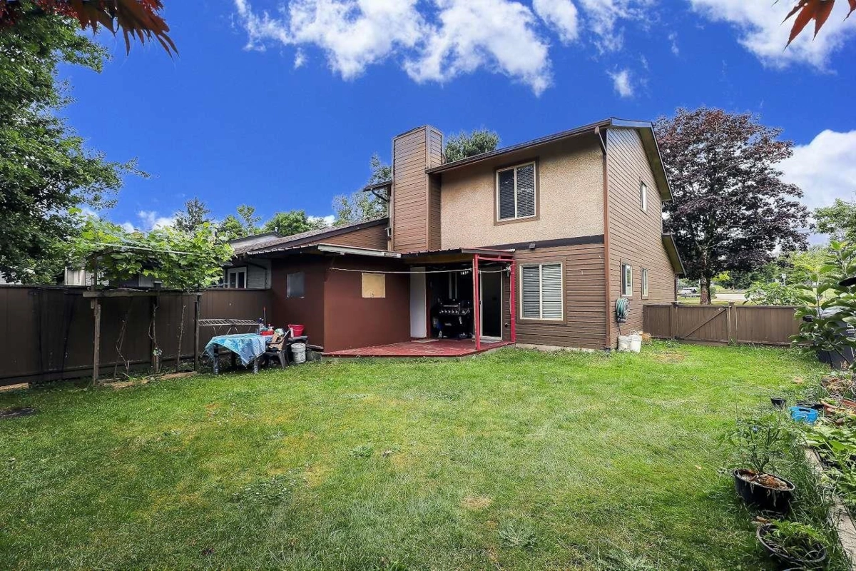 Bedroom 4 Photo of 6928 134 Street, Surrey, BC