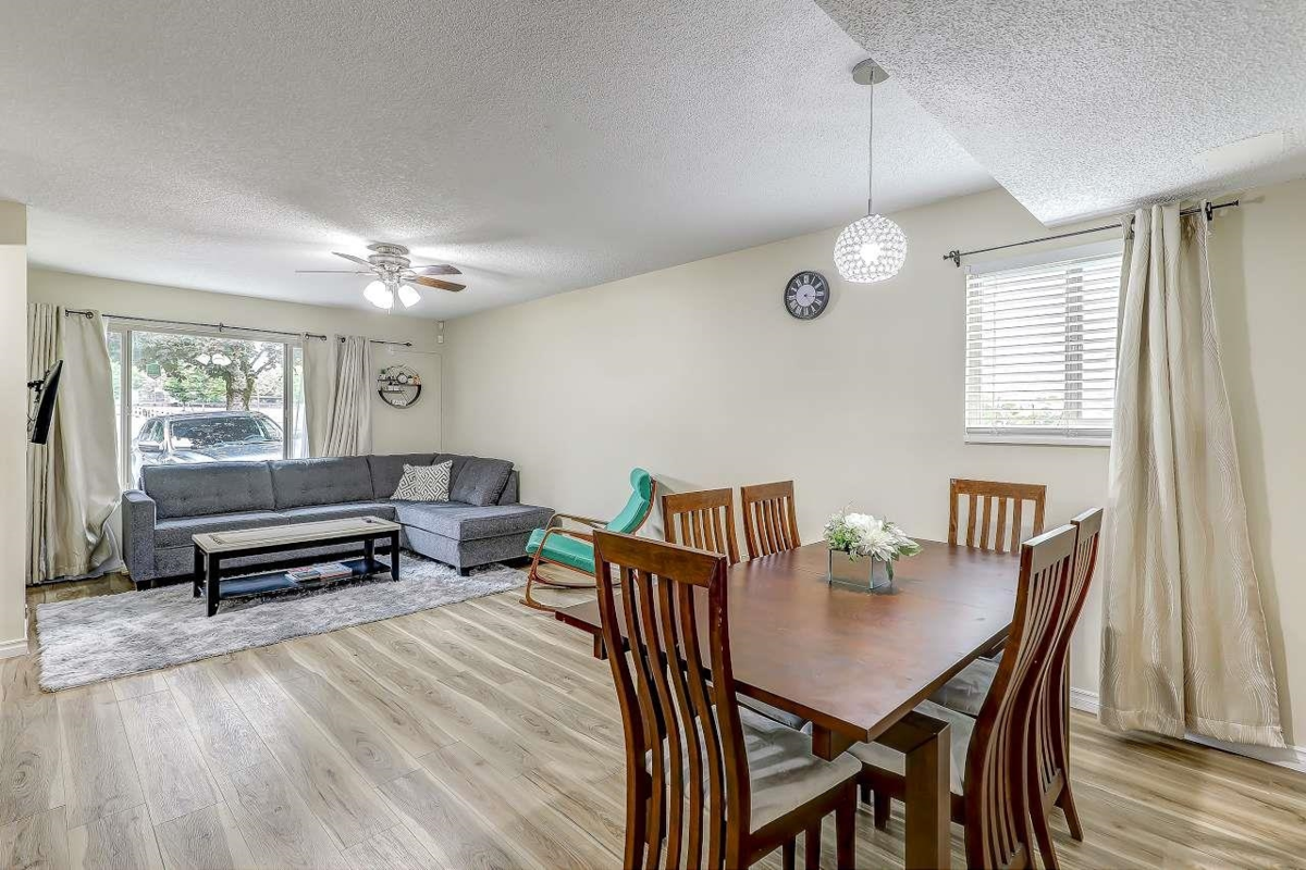 Dining Area Photo of 6928 134 Street, Surrey, BC