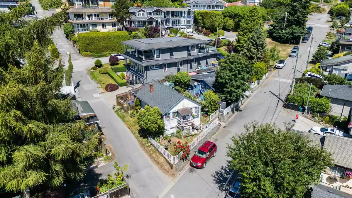 Pantry Photo of 931 Finlay Street, White Rock, BC