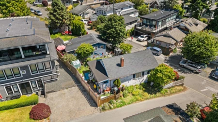 931 Finlay Street, White Rock, BC, White Rock — Single Family Residence for sale