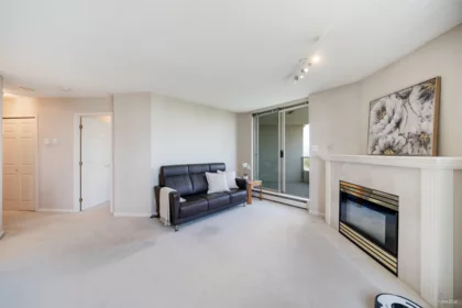 1501 6188 Patterson Avenue, Burnaby, BC, Burnaby — Apartment/Condo for sale