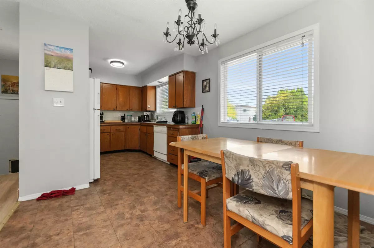 Primary Bedroom Photo of 45603 Reece Avenue, Chilliwack, BC