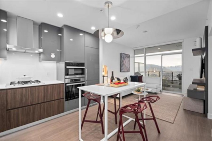 3901 6511 Sussex Avenue, Burnaby, BC, Burnaby — Apartment/Condo for sale