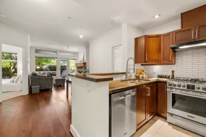 120 6328 Larkin Drive, Vancouver, BC, Vancouver — Apartment/Condo for sale