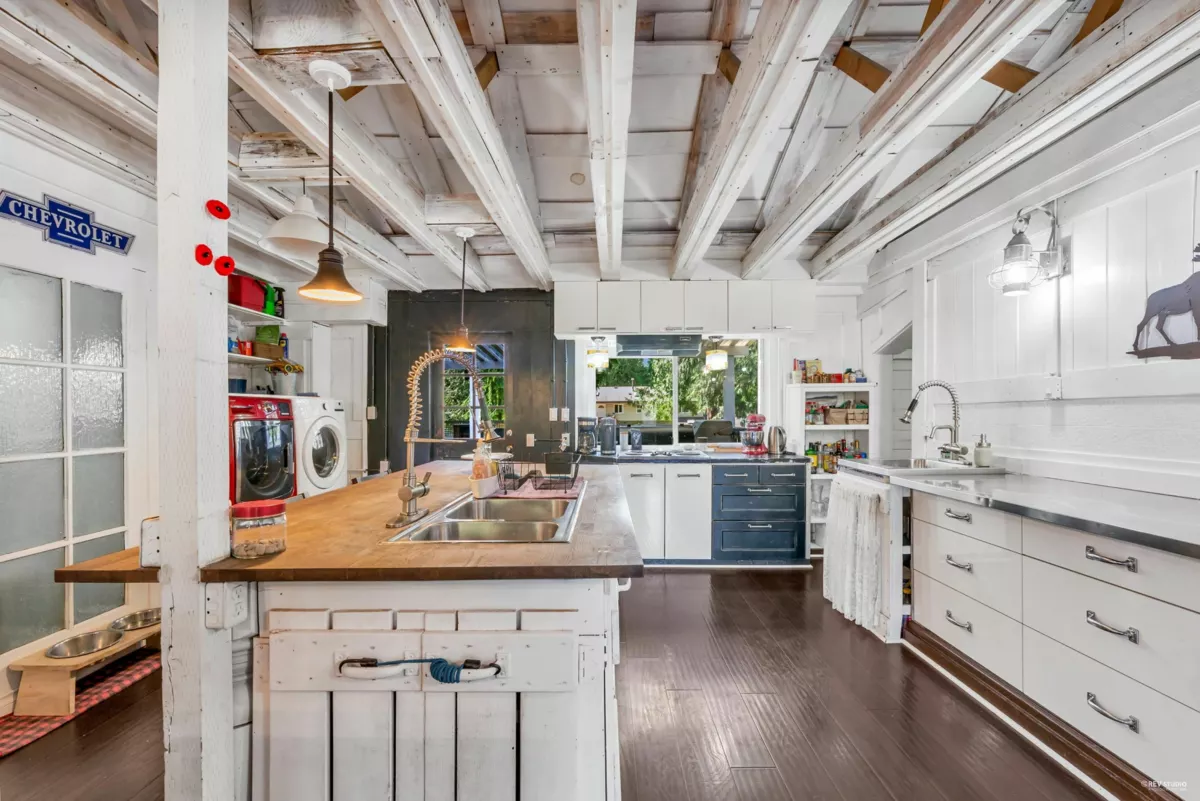 Primary Bedroom Photo of 20288 43a Avenue, Langley, BC