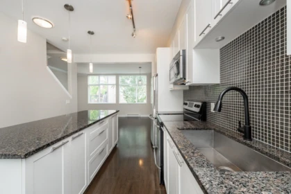 Kitchen Island Photo of 46 16223 23a Avenue, Surrey, BC