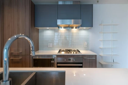1012 2220 Kingsway, Vancouver, BC, Vancouver — Apartment/Condo for sale