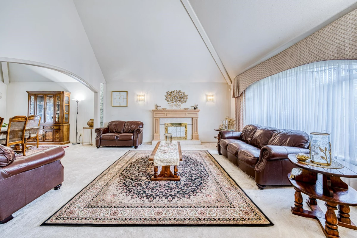 Living Room Photo of 5020 Blundell Road, Richmond, BC