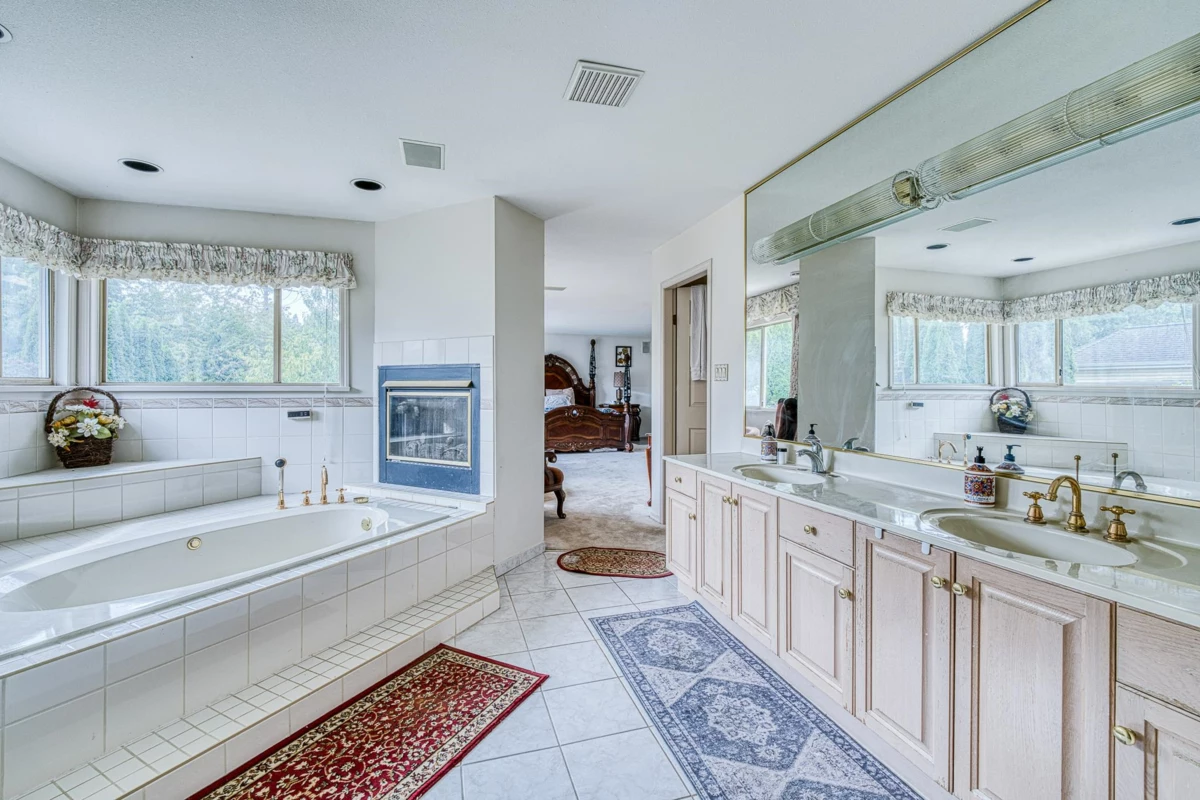 Outdoor Patio Photo of 5020 Blundell Road, Richmond, BC