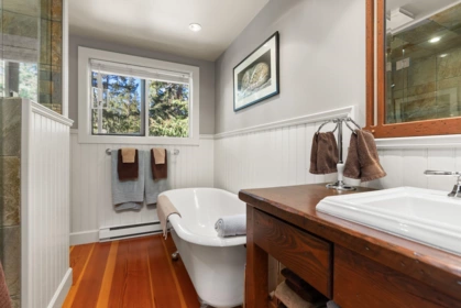 Guest Bathroom Photo of 9551 Emerald Drive, Whistler, BC