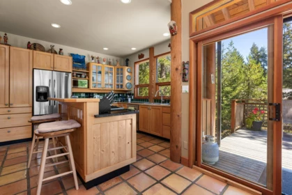 Kitchen Island Photo of 9551 Emerald Drive, Whistler, BC