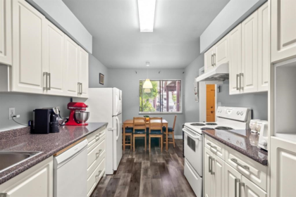 Breakfast Nook Photo of 69 13880 74 Avenue, Surrey, BC