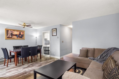 Kitchen Photo of 69 13880 74 Avenue, Surrey, BC