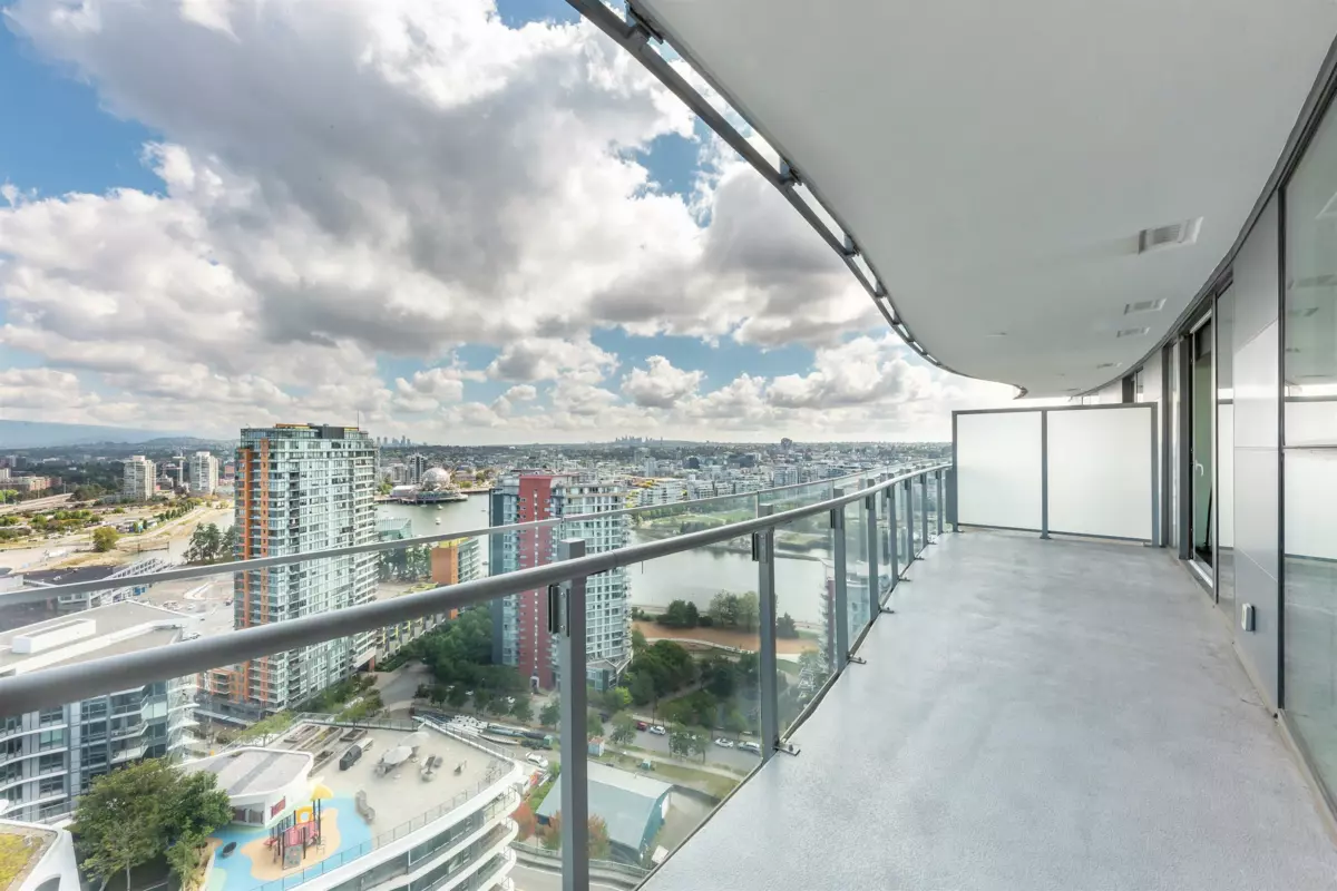 Mudroom Photo of 2816 89 Nelson Street, Vancouver, BC