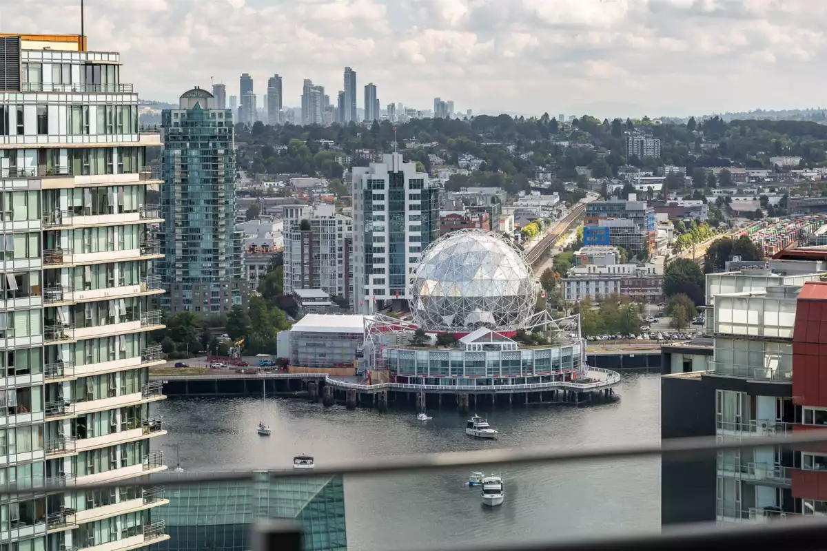 Staircase Photo of 2816 89 Nelson Street, Vancouver, BC