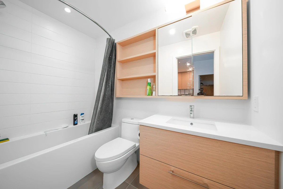 Primary Bathroom Photo of 505 8888 Osler Street, Vancouver, BC