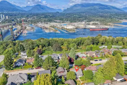 3746 Edinburgh Street, Burnaby, BC, Vancouver Heights — 3 bed single family residence for sale