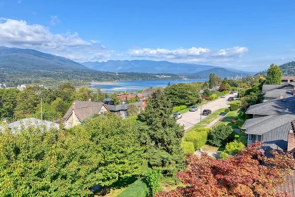 3746 Edinburgh Street, Burnaby, BC, Burnaby — Single Family Residence for sale