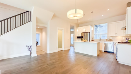 16529 21 Avenue, Surrey, BC, Surrey — Single Family Residence for sale