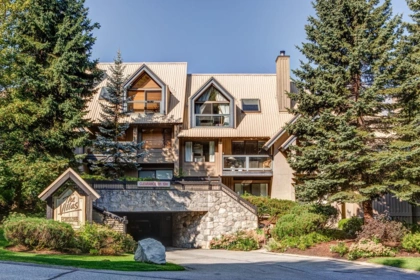 22 4857 Painted Cliff Road, Whistler, BC, Whistler — Townhouse for sale
