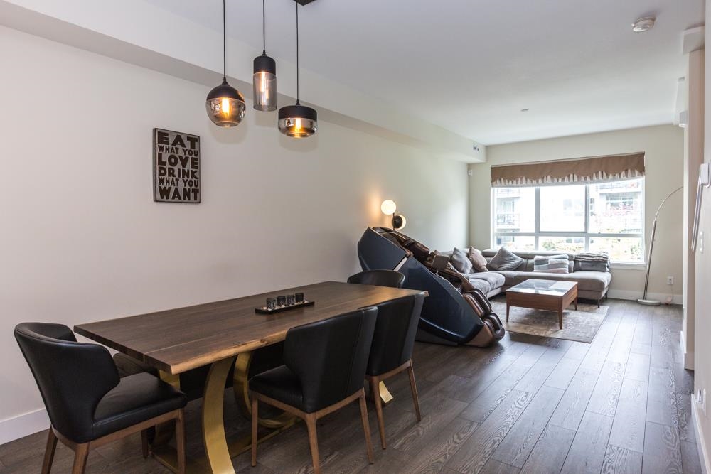 Breakfast Nook Photo of 162 1894 Osprey Drive, Tsawwassen, BC