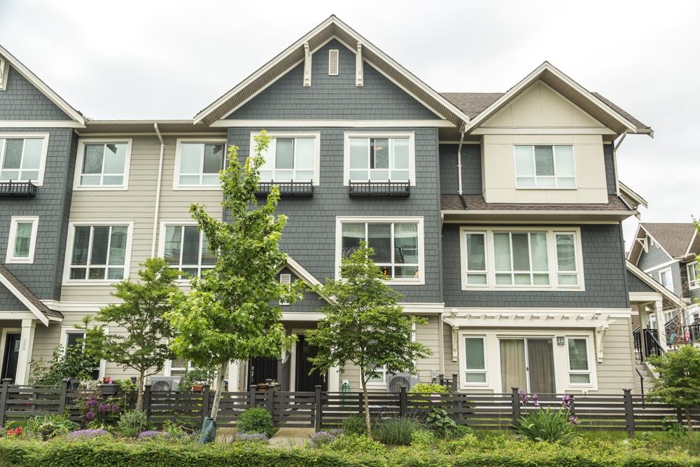Exterior Front Photo of 162 1894 Osprey Drive, Tsawwassen, BC