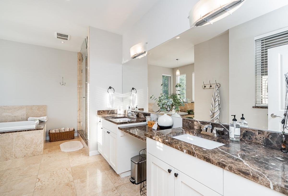 Bedroom 2 Photo of 601 200 Street, Langley, BC