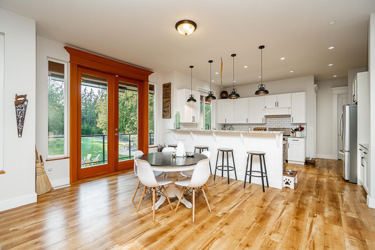 Kitchen Photo of 601 200 Street, Langley, BC