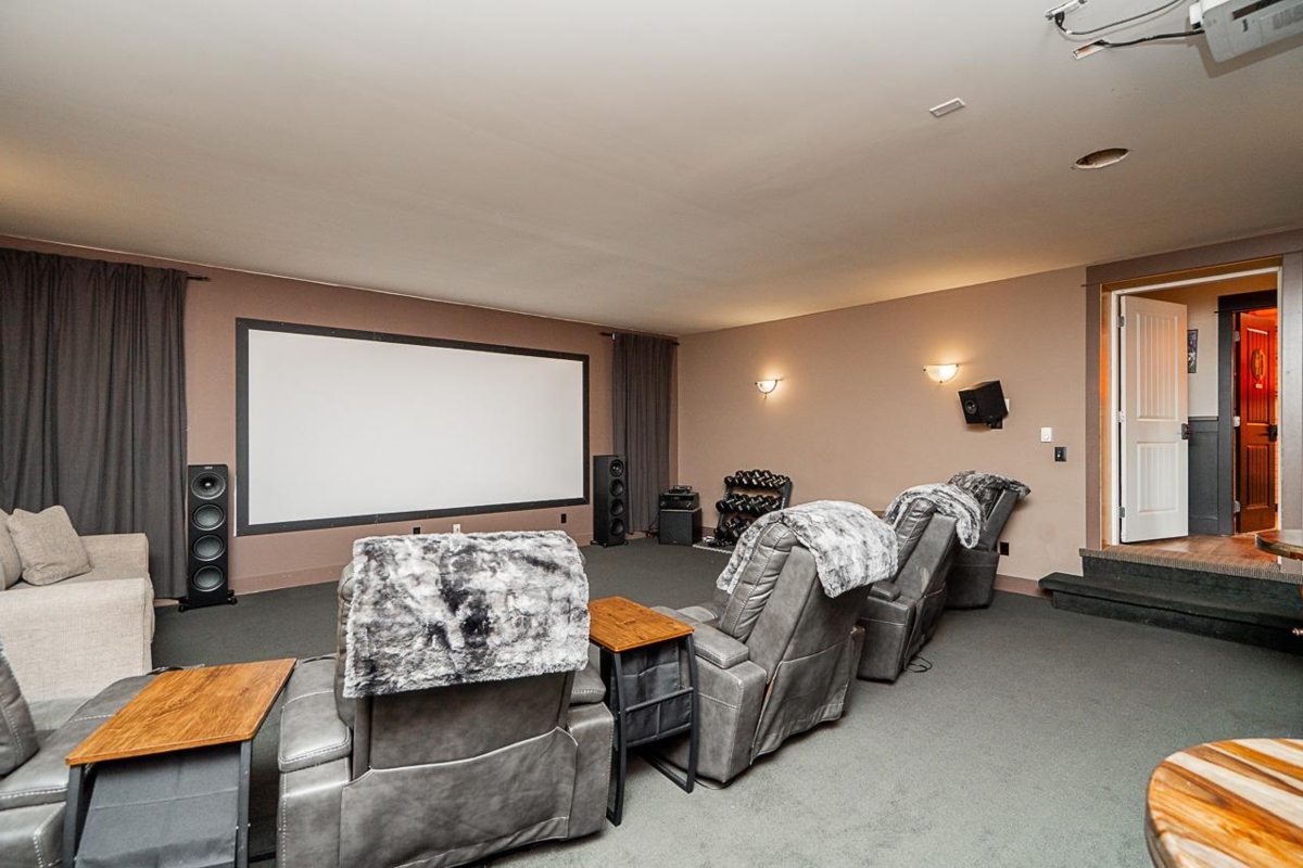 Laundry Room Photo of 601 200 Street, Langley, BC