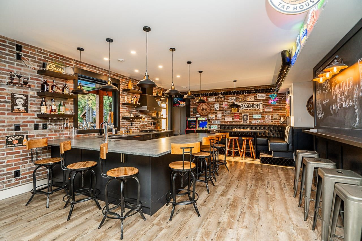 Loft / Bonus Room Photo of 601 200 Street, Langley, BC